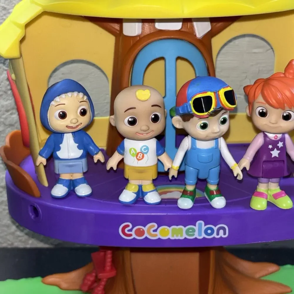 CoComelon Deluxe Clubhouse Songs & Sounds Playset with JJ, Nina Shark, Dog Bingo